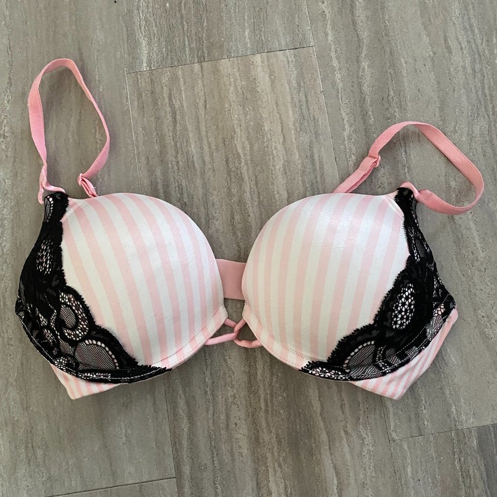 Victoria's Secret Extreme Push Up Bra Pink with Black Lace 32C